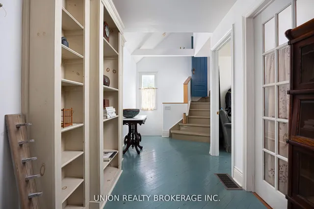 Additional image 31 of 32B Victoria Park Ave