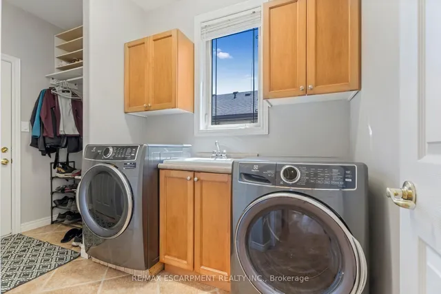 Additional image 16 of 22 Shadeland Cres