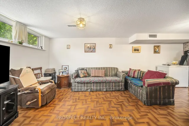 Additional image 22 of 8 Sonnet Crt