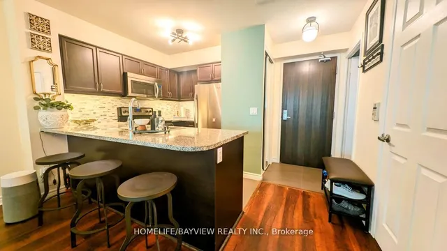 Additional image 13 of 19 Grand Trunk Cres Unit 708