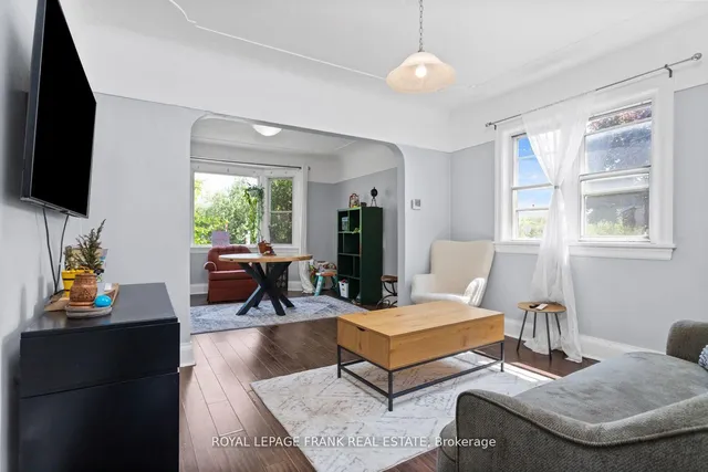 Additional image 4 of 542 Walmer Rd