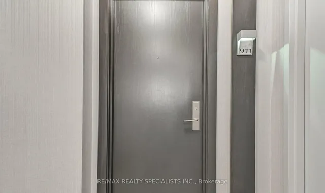 Additional image 4 of 80 Absolute Ave Unit 911