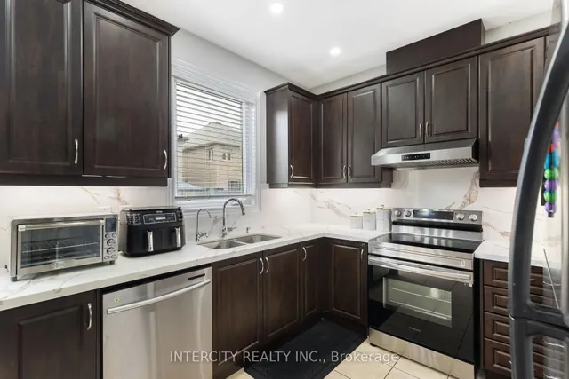 Additional image 17 of 20 Vanderpool Cres