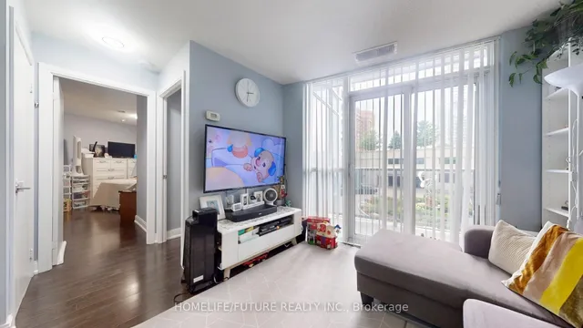 Additional image 13 of 135 Village Green Sq Unit 219