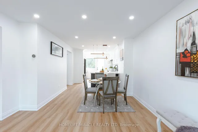 Additional image 8 of 3594 Laddie Cres