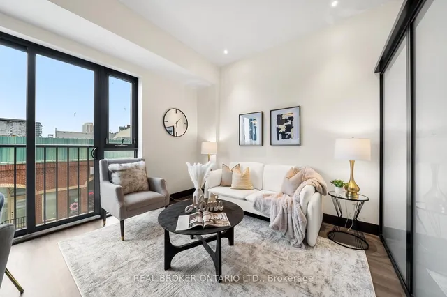 Additional image 5 of 121 King St East St Unit 206