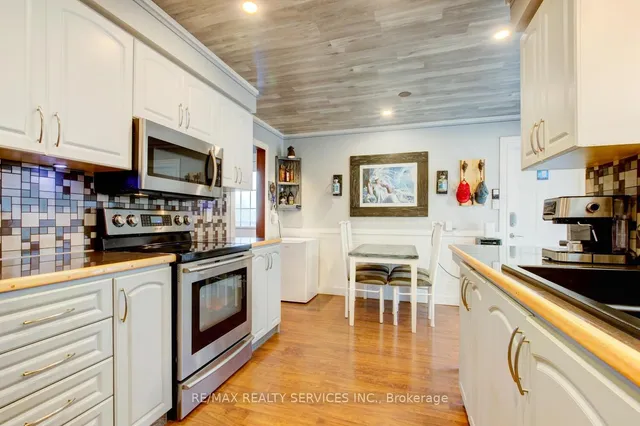 Additional image 9 of 72 Sparklett Cres