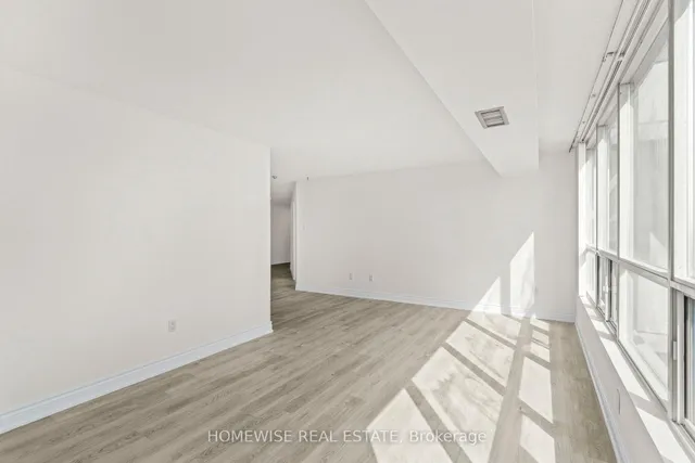 Additional image 6 of 3050 Ellesmere Rd Unit 906