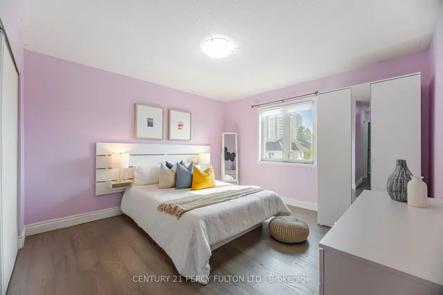 Additional image 18 of 29 Mondeo Dr