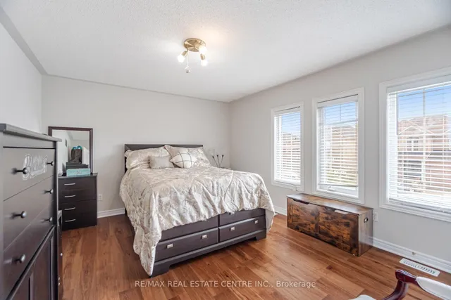 Additional image 35 of 53 Wild Indigo Cres