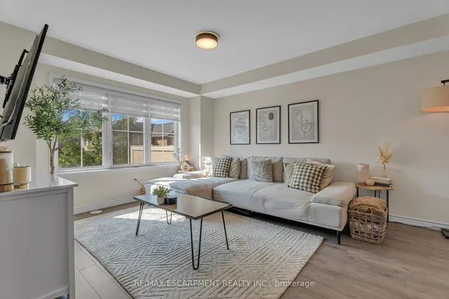 Additional image 10 of 191 Lemieux Crt