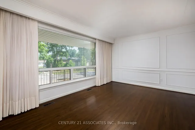 Additional image 7 of 11 Drury Lane