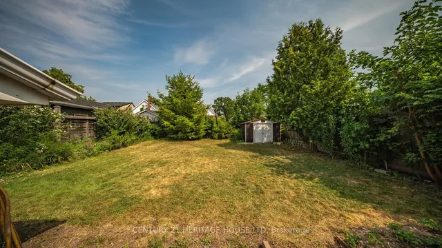 Additional image 22 of 25 East 33rd St