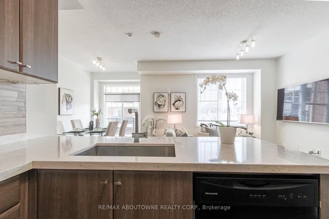 Additional image 9 of 2339 Sawgrass Dr Unit 206