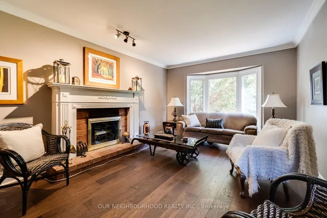 Additional image 15 of 369 Claremont Cres