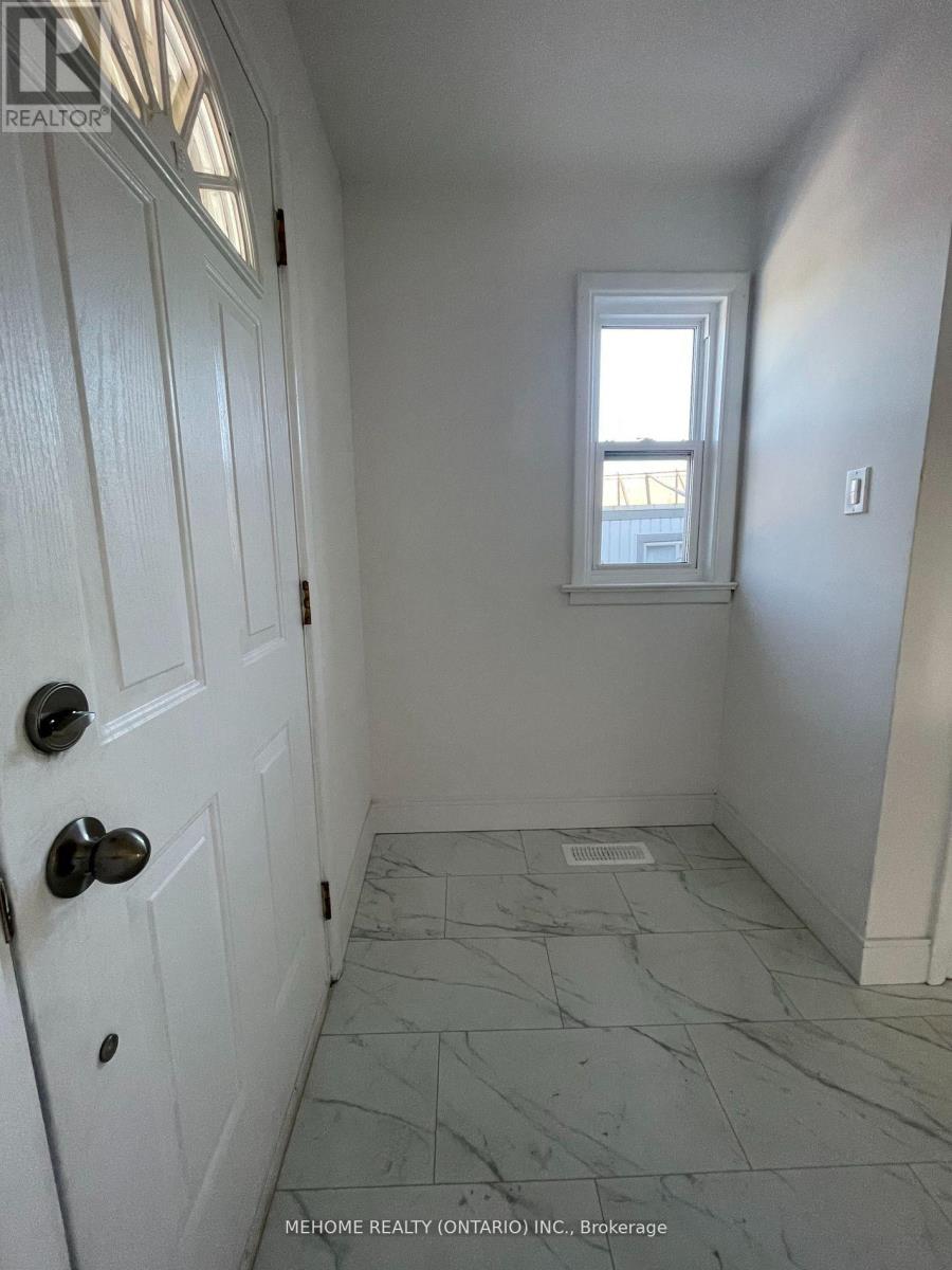 MAIN - 83 CORNWALLIS DRIVE|Toronto (Dorset Park), Ontario M1P1H6