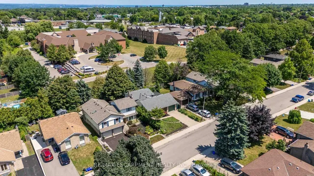 Additional image 35 of 179 Appleford Crt