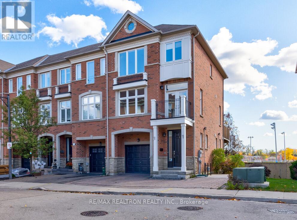 136 VITTORIO DE LUCA DRIVE|Vaughan (East Woodbridge), Ontario L4L0A8