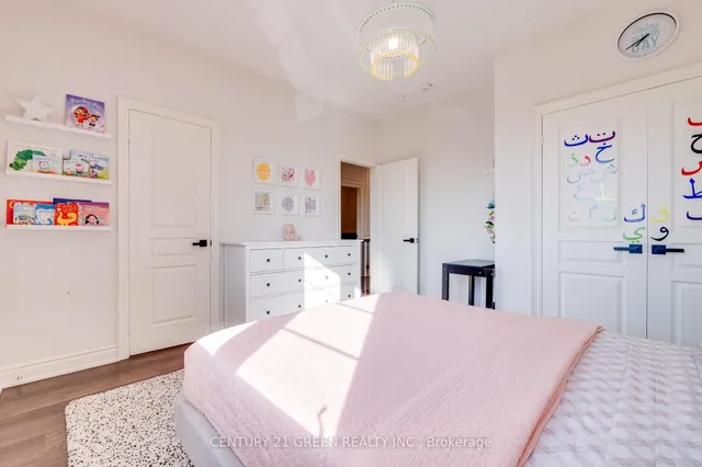 Additional image 25 of 1478 Day Terr