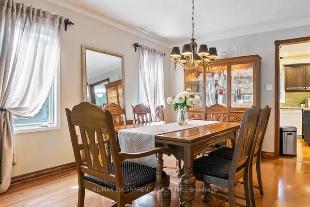 Additional image 7 of 411 Freeman Cres