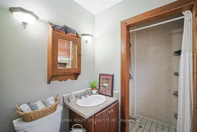 Additional image 21 of 28 Bromley Cres