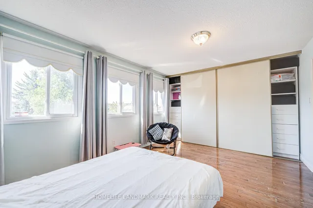 Additional image 26 of 177 Roxanne Cres