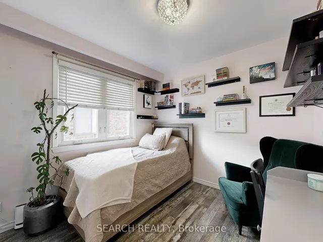 Additional image 21 of 559 Roding St