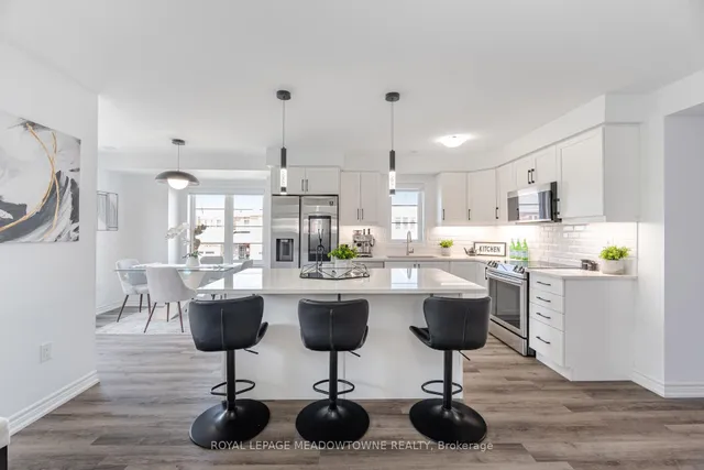 Additional image 18 of 898 Cactus Pt