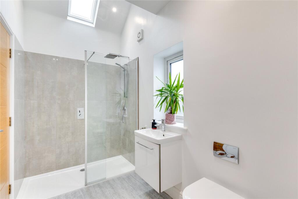 Additional image 22 of Turpins Chase, Oaklands, Welwyn, Hertfordshire, AL6