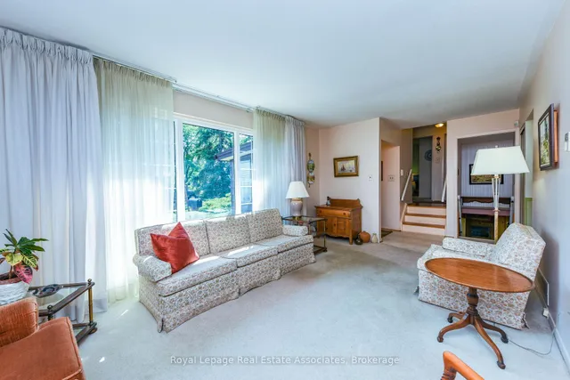 Additional image 8 of 33 Deloraine Dr