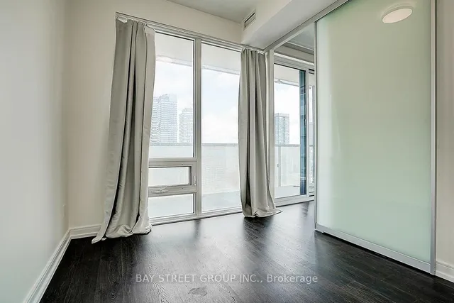 Additional image 22 of 28 Wellesley St Unit 3107