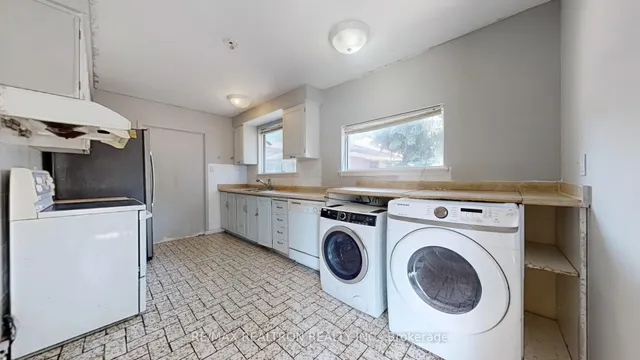 Additional image 9 of 16 Flavian Cres