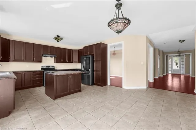 Additional image 15 of 5 Decorso Dr