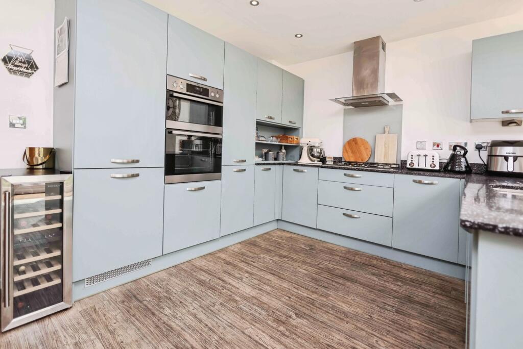 Additional image 5 of Surrey Close, Smethwick, West Midlands, B66