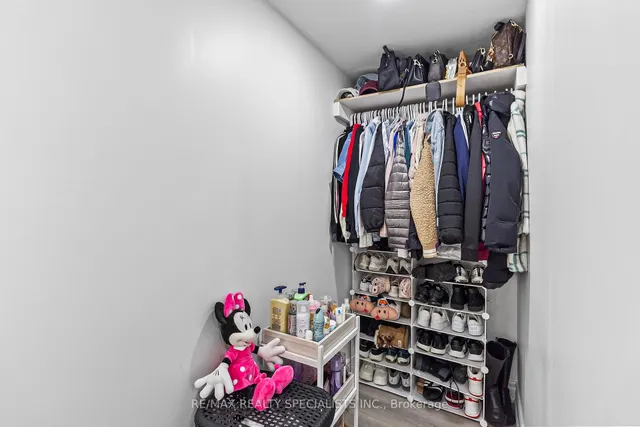 Additional image 36 of 231 Baronwood Crt Unit 231