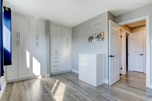 Additional image 23 of 2 Lawnview Crt