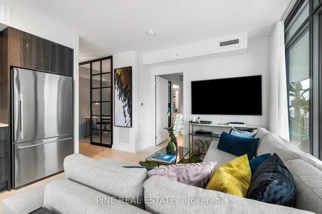 Additional image 11 of 25 Richmond St Unit 1305