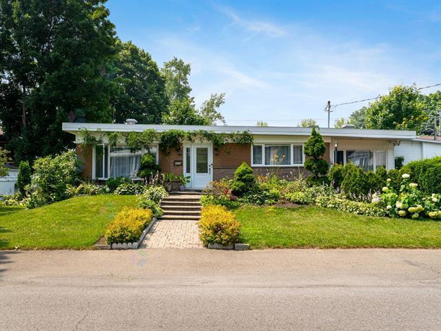 920 19e Avenue|Laval (Fabreville), Quebec H7R4P8