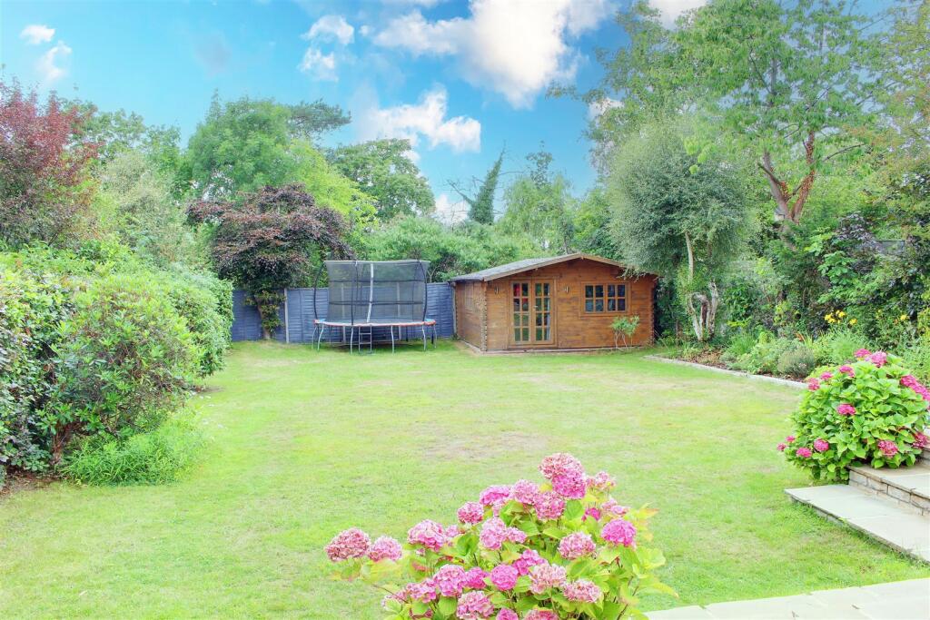 Additional image 20 of Bradmore Way, Brookmans Park