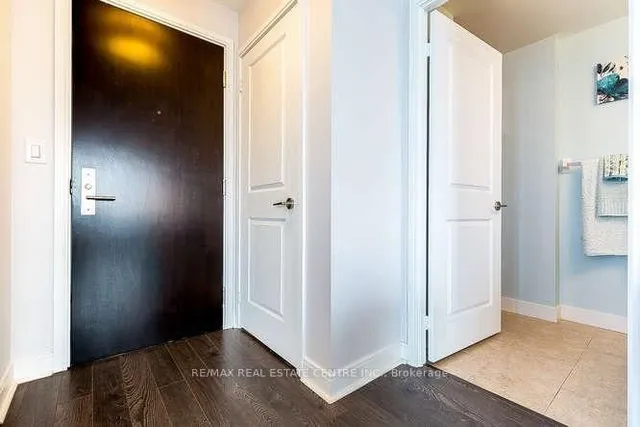 Additional image 3 of 50 Absolute Ave Unit 4006