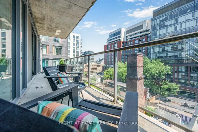 Additional image 23 of 650 King St Unit 706