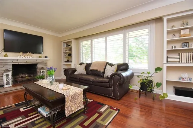 Additional image 6 of 33 Burwell Ave