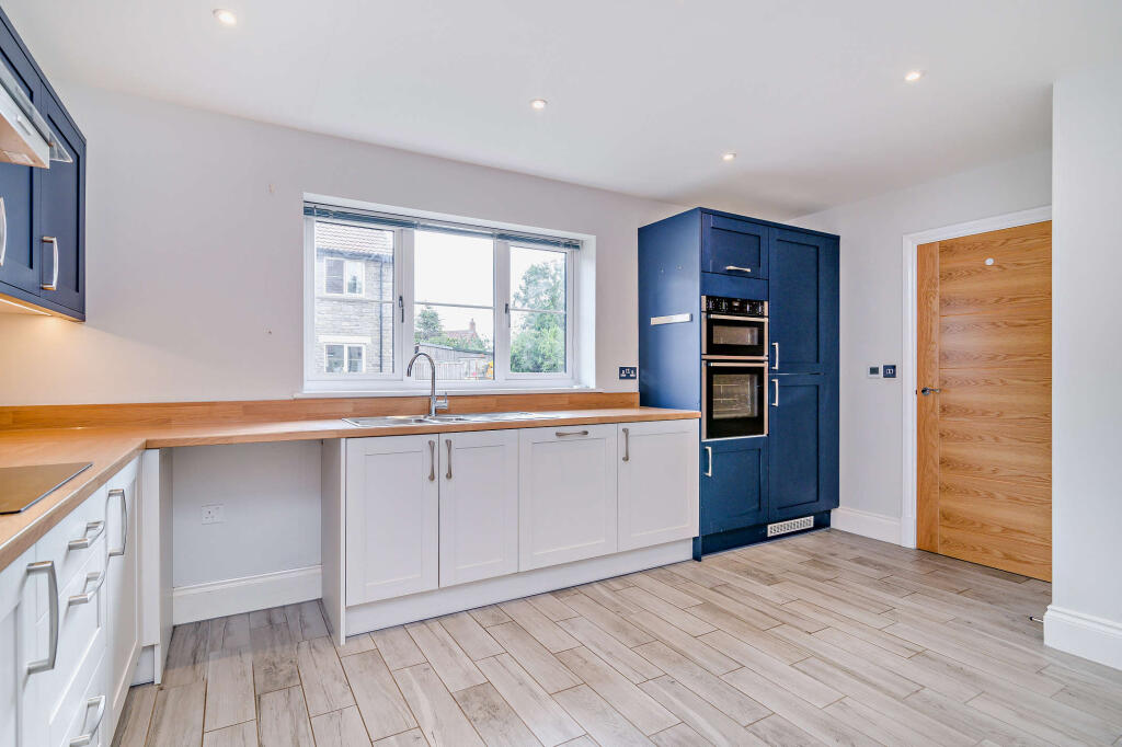 Additional image 4 of Burrows Court, Yeovil, BA22