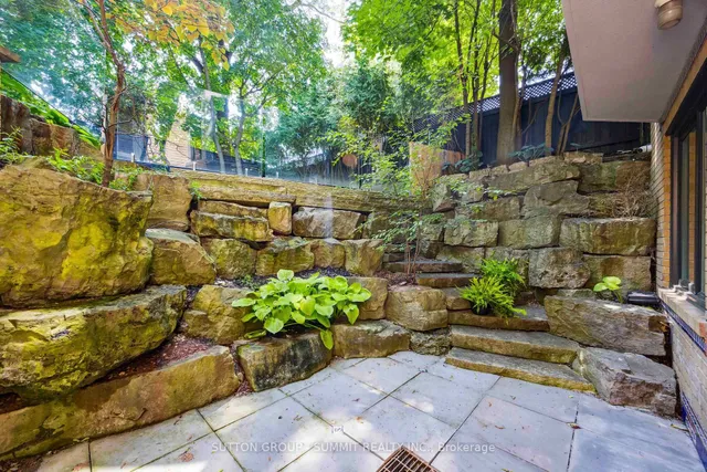 Additional image 48 of 127 Munro Blvd