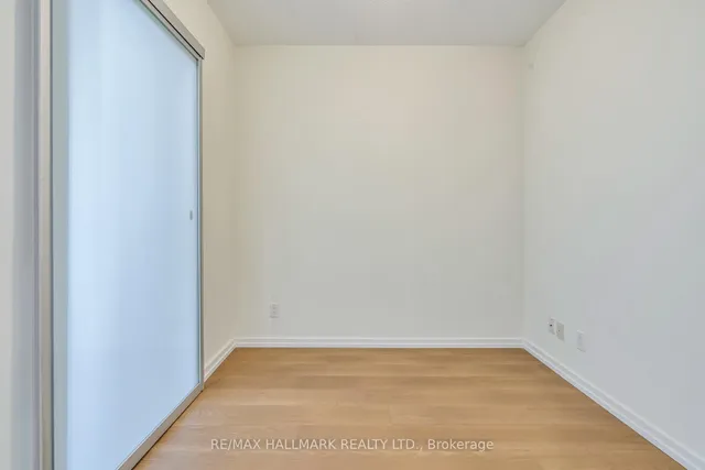 Additional image 20 of 105 The Queensway Ave Unit 1115