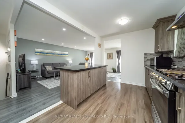 Additional image 15 of 6 Griselda Crt