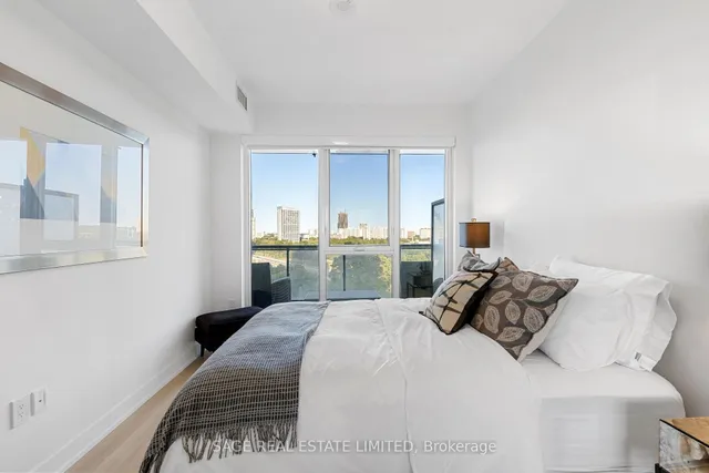 Additional image 13 of 30 Inn On The Park Unit 808