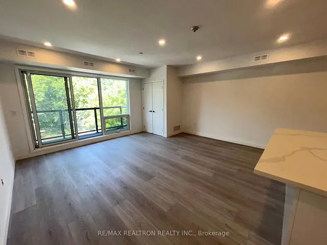 Additional image 5 of 61 Orchard Park Dr Unit 303