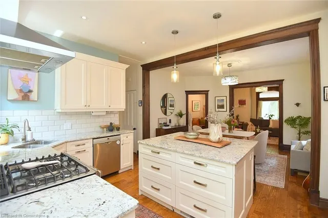 Additional image 21 of 293 Charlton Ave