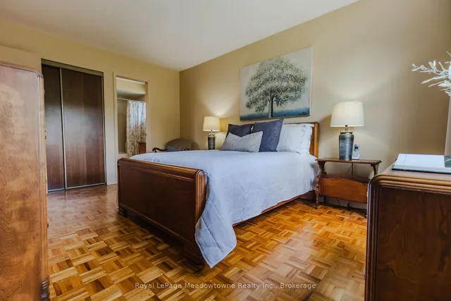 Additional image 21 of 840 Cedarbrae Ave